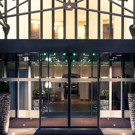 Mercure Hotel