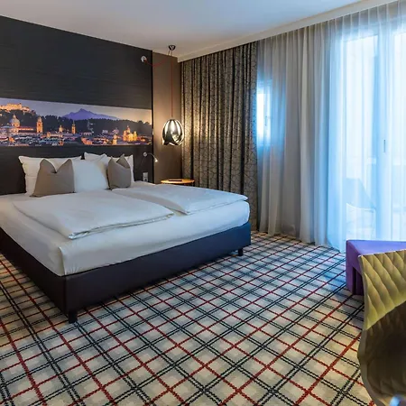 Mercure מלון